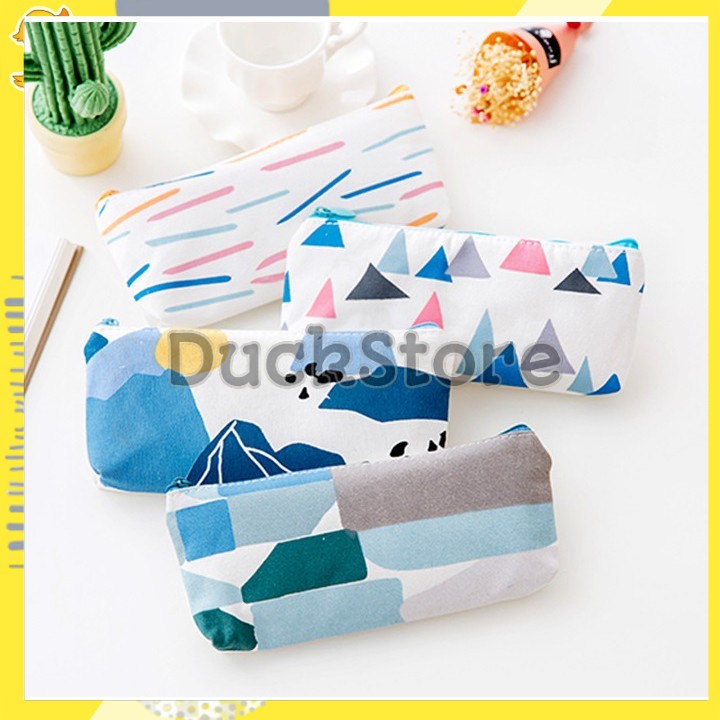 

Tepak Alat Tulis Lucu / Tempat Alat Tulis Murah TP002 Tempat Pensil Lucu Lanscape forest and Moon