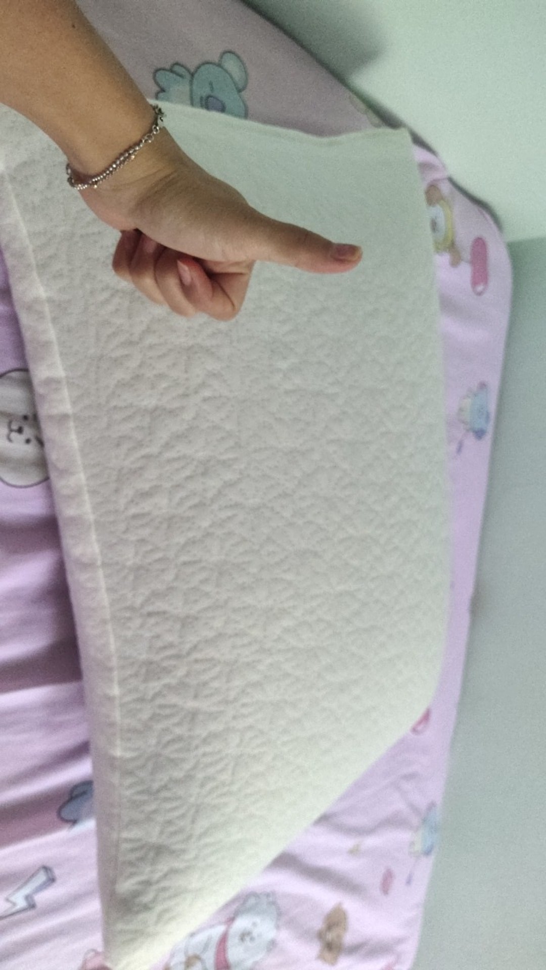 Bantal / Bantal Tidur Hotel / Bantal Memory Foam (pastikan Tidur Anda Nyaman).berkualitas Original.