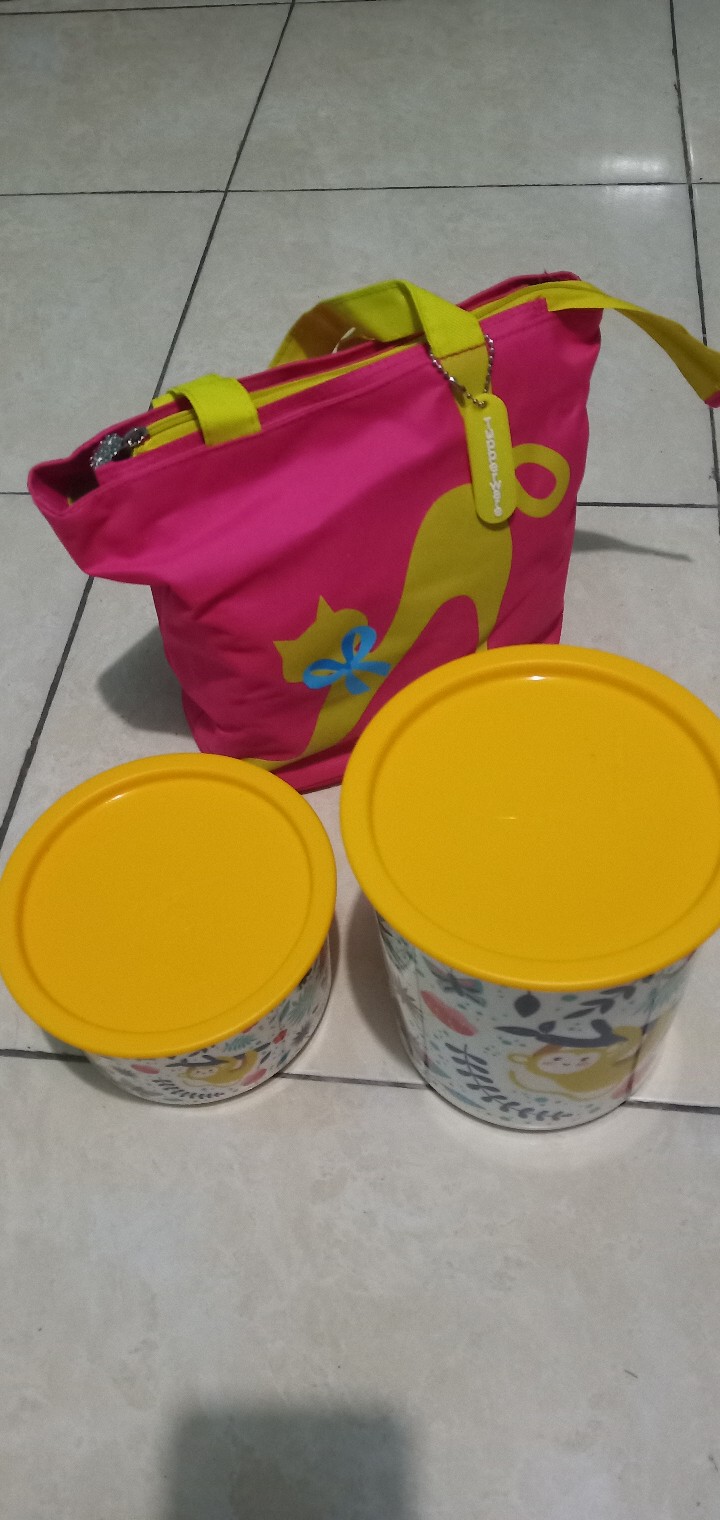 Cosmo Lady Set (bekal Makan) Tupwr