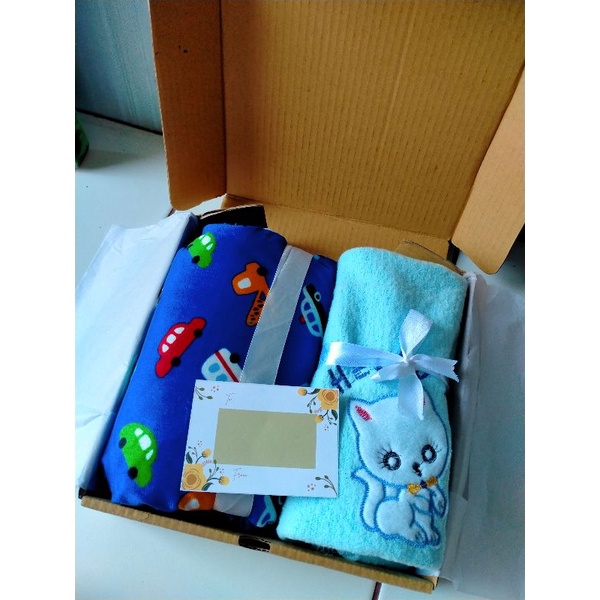 PASTI TERMURAH!!! HAMPERS BAYI | KADO BAYI | KADO LAHIRAN|HADIAH KADO HANDUK BAYI DAN SELIMUT-Biru (car)