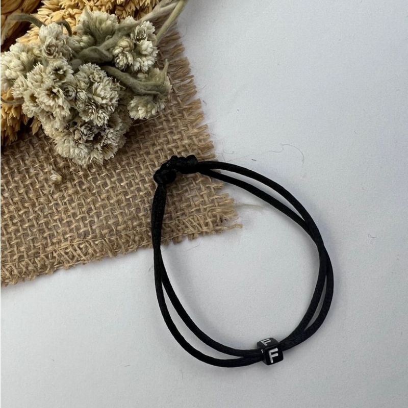 GELANG TALI KULIT HURUF F