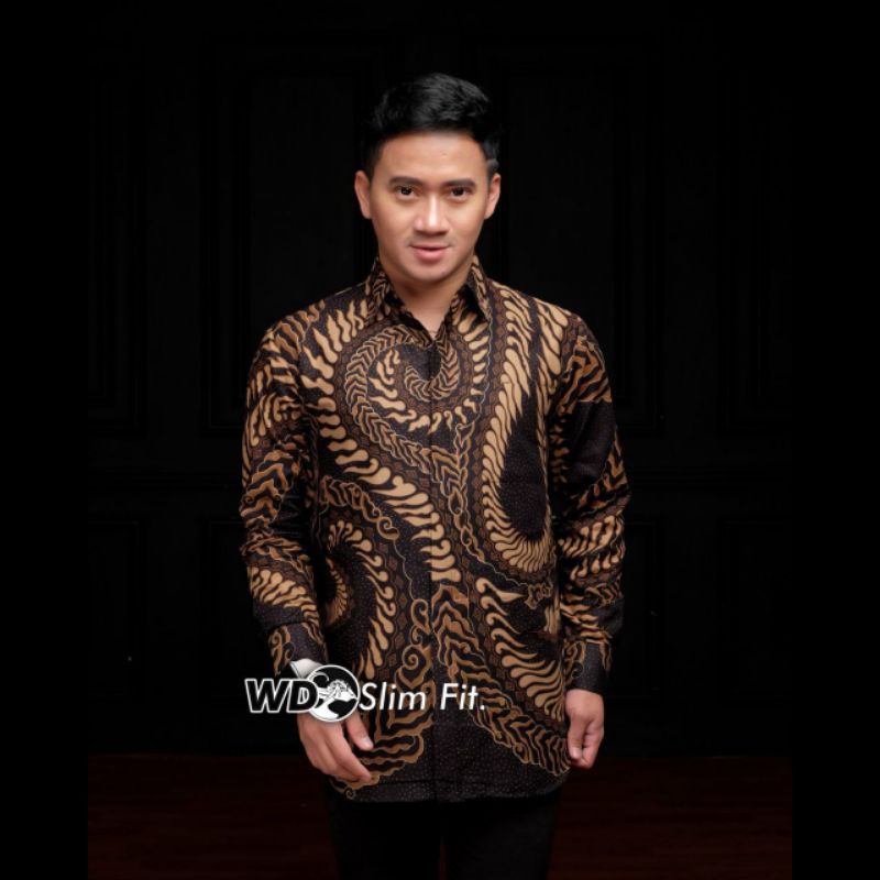 Batik Pria Lengan Panjang BATIK NAKULA HRB026 motif KERATONAN Kode 002 size M L XL XXL Reguler-Sisik naga