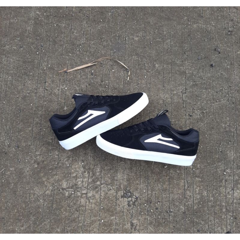 SEPATU LAKAI PROTO VULC BLACK SUEDE/FREE KAOS KAKI/BISACOD