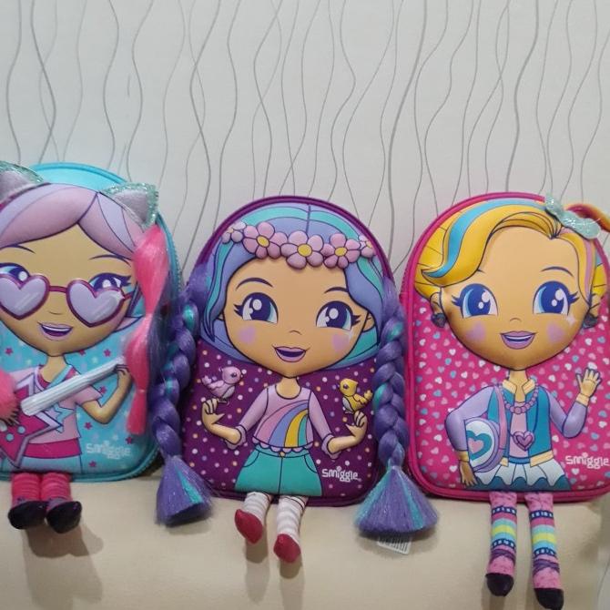 

TERBARU Smiggle dolly pencil case hard top/TEMPAT PENSIL AESTHETIC/TEMPAT PENSIL ANAK PEREMPUAN/TEMPAT PENSIL LUCU/TEMPAT PENSIL 3D/TEMPAT PENSIL TRANSPARAN/TEMPAT PENSIL LUCU/TEMPAT PENSIL KOREA/TEMPAT PENSIL KAIN/TEMPAT PENSIL KALKULATOR