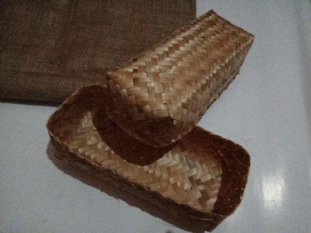 Besek Natural/ Blicing 22x8 Besek Persegi Panjang Besek Bambu Besek Anyaman Bambu Besek Handuk Besek