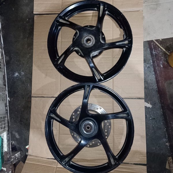 velg velk ori yamaha mio fino soul karbu pnp mio j gt fino soul gt 115 copotan bekas