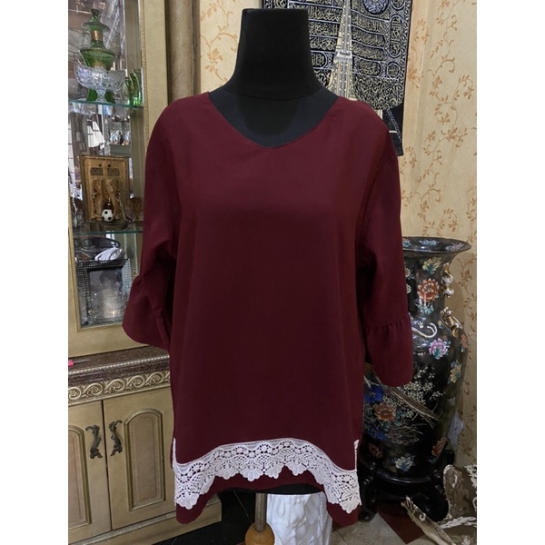 Preloved Blouse Merah Maroon Wanita