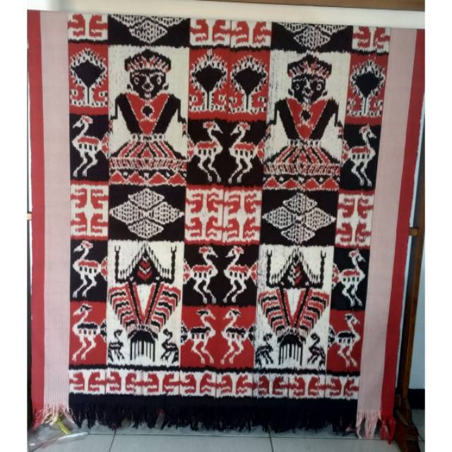 Kain Tenun Blanket Halusan merah hitam motif Lombok original