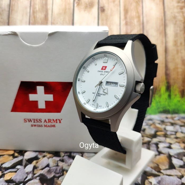 Swiss army store dhc+ asli