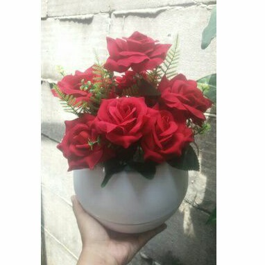 Bunga Mawar Beludru Kelopak Besar Artificial dan Pot Bulat Vienna