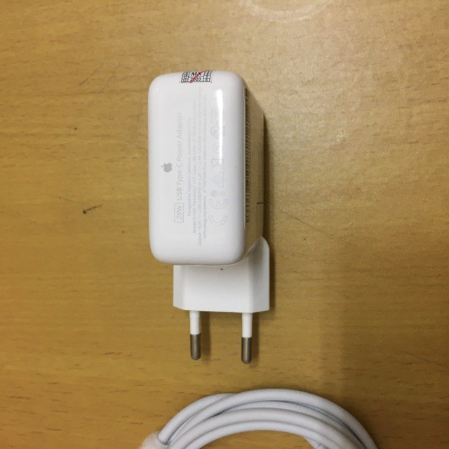 Adaptor Charger MB 29W USB TYPE-C 2015-2017 MB Pro 12 Inch  A1534 A1540 A1646 / Adaptor Charger MB 29w Type C