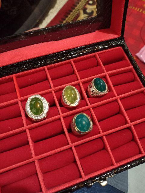 Kotak Cincin Tempat Perhiasan Dan Batu Akik Isi 20
