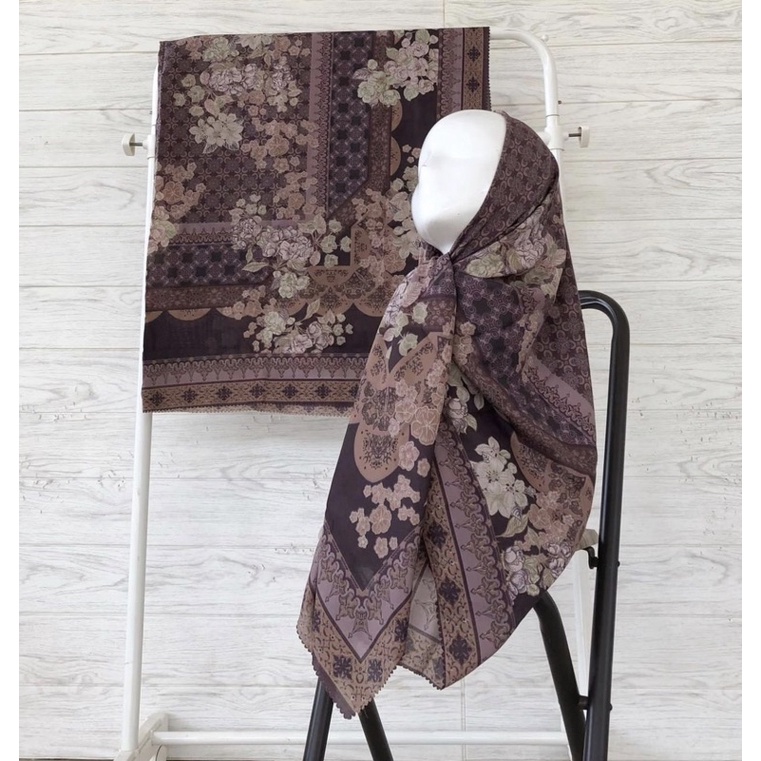 101 -150 KERUDUNG VOAL MOTIF SEGIEMPAT-138