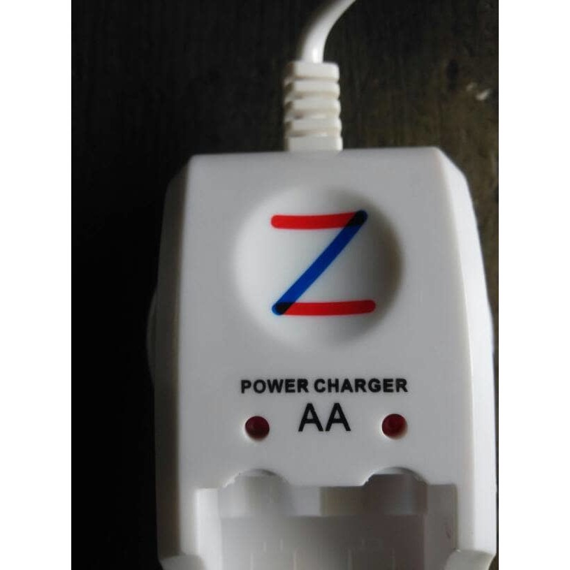 Alat Charger Charge Cas Casan Baterai Batre AA A2 4 Slot Kabel