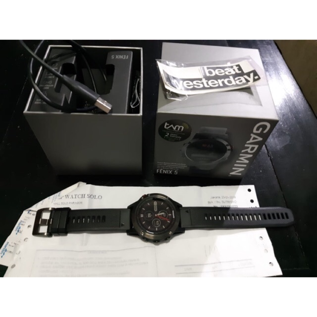 Jam tangan garmin fenix5