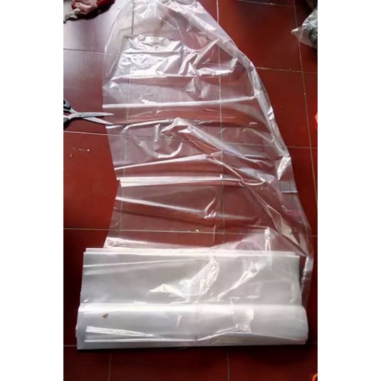 1 METER PLASTIK PE COR LEBAR 70 CM TEBAL 03 BENTUK 2 LAPIS PLASTIK BUNGKUS BONEKA BUNGKUS KARPET PLA
