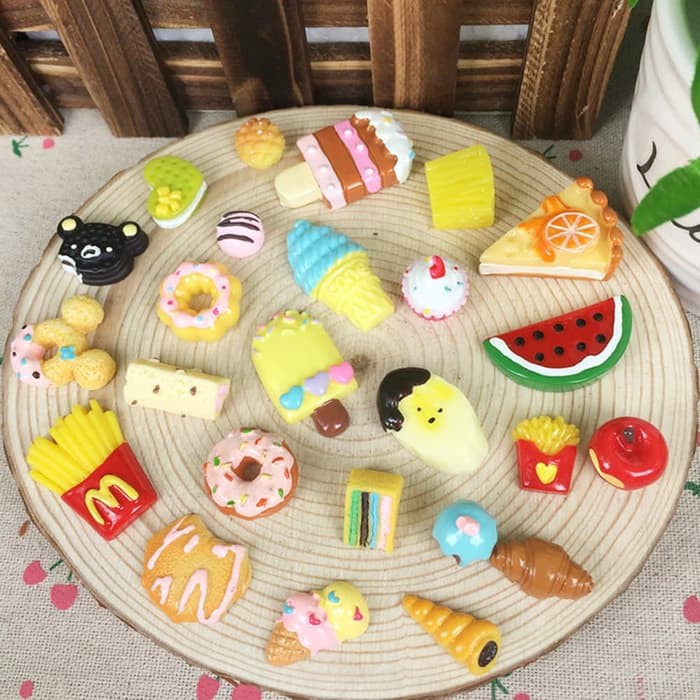 Mini fastfood and Rilakkuma (10pcs)