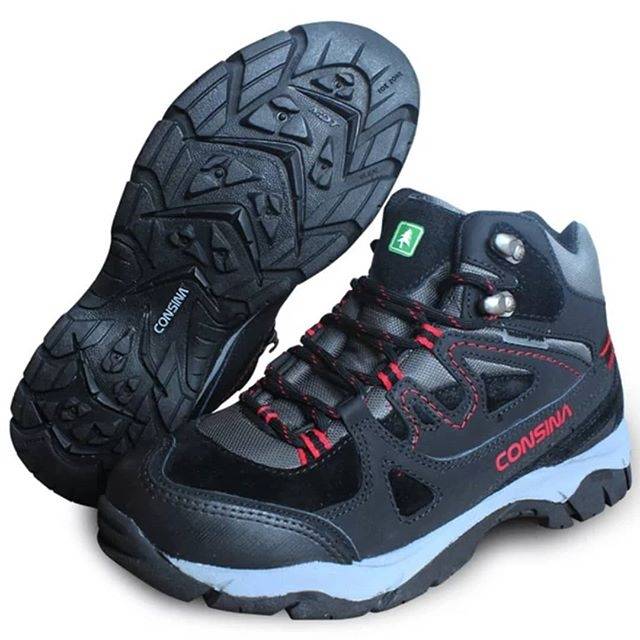Sepatu consina alpine man black series
