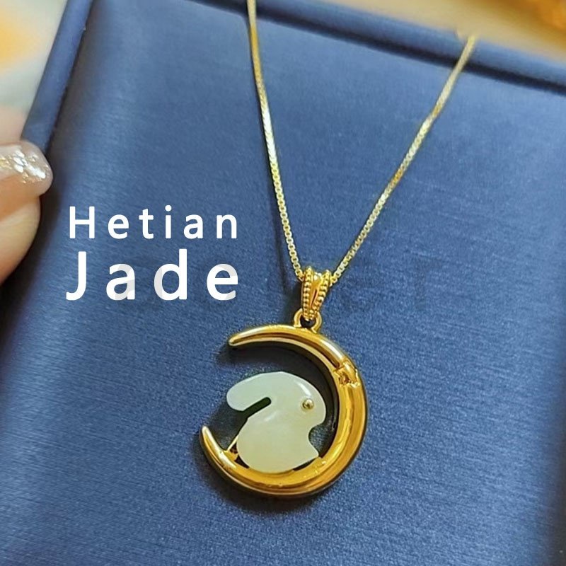 Kalung Liontin Giok Bulan Kelinci Lapis Emas 18K Untuk Wanita