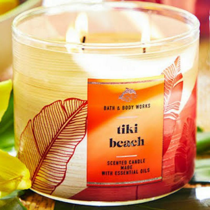 BATH &amp; BODY WORKS BBW TIKI BEACH 3-WICK SCENTED CANDLE 411 G LILIN WANGI 3 SUMBU UKURAN BESAR PENGHARUM RUANGAN