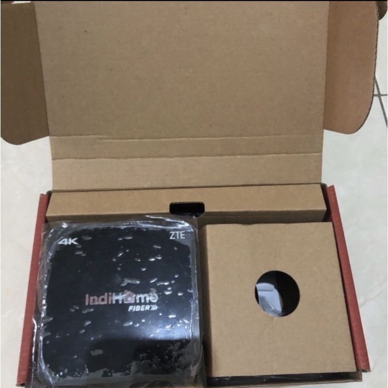 ZTE 4K STB HYBRID ANDROID TV B860H V5 RAM 2GB