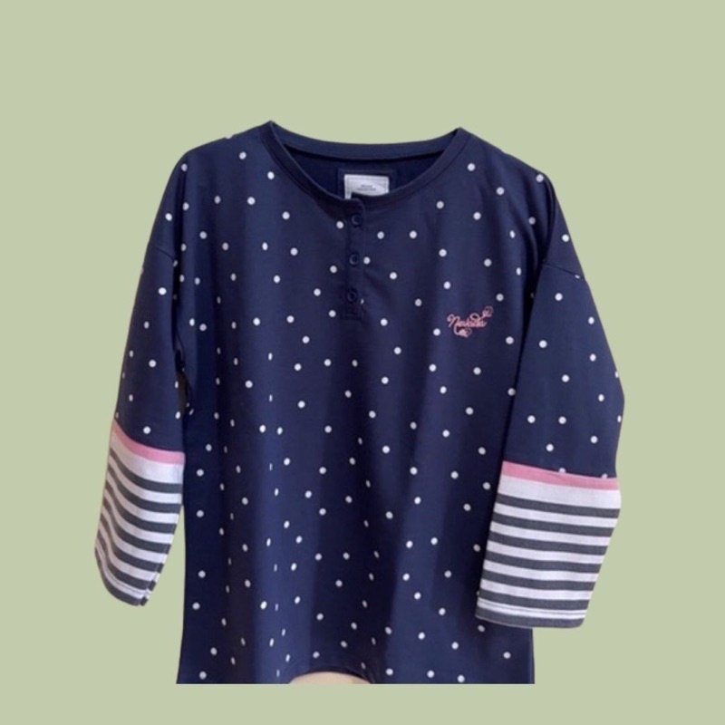 PRELOVED BAJU NEVADA