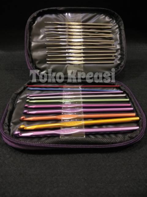 Hakpen aluminium ringan 22pcs per set dalam dompet cantik