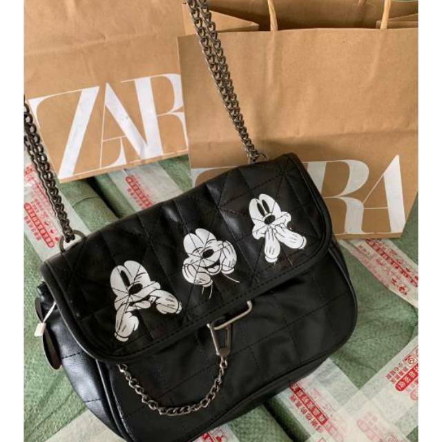 

ZARA PYRAMID MICKEY FREE PAPERBAG