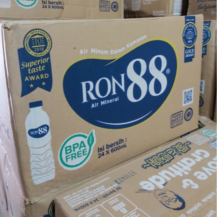 

Ron88 botol 600ml 24pcs air mineral botol 600 ml 24 pcs 1 dus Ron 88