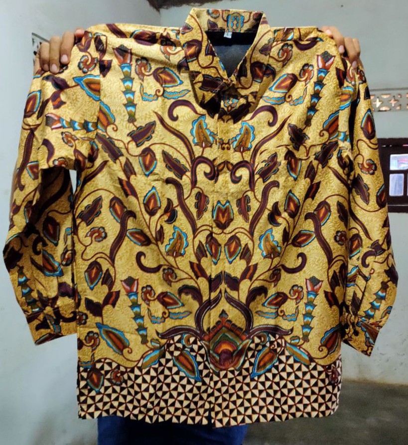 Kemeja Batik Semi Sutra Silky Premium Pria Lengan Panjang Puring Istimewa