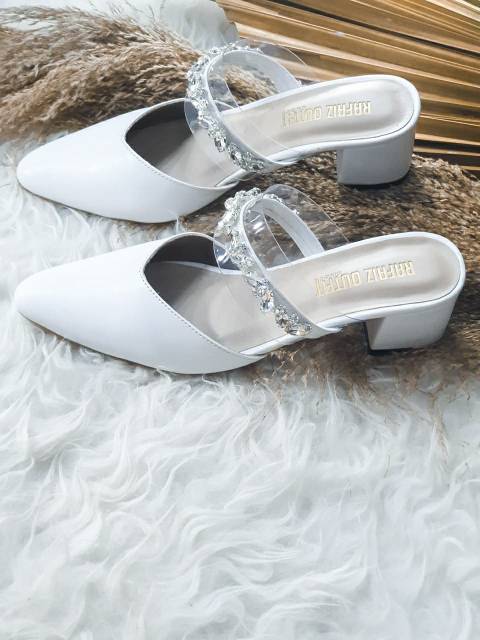 Sendal cantik adella white size 35_41