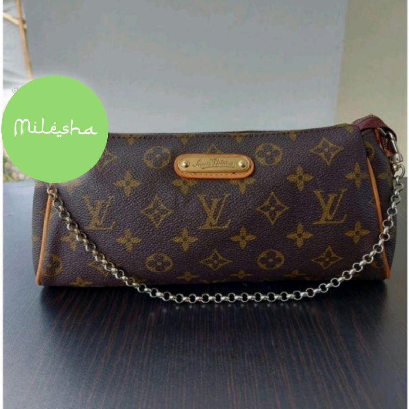 (Preloved) ala LV Eva Pouch in Brown Monogram Canvas