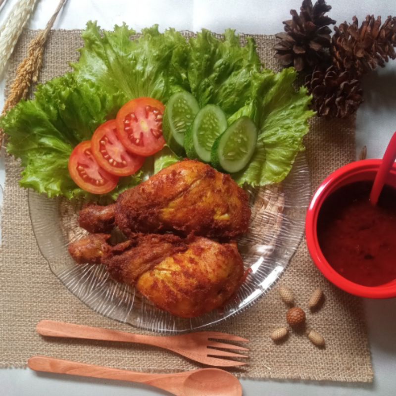 

AYAM LENGKUAS BUMBU KUNING UNGKEP 5 potong ayam goreng ungkep AYAM LENGKUAS SIAP GORENG 5 POTONG makanan enak makanan murah