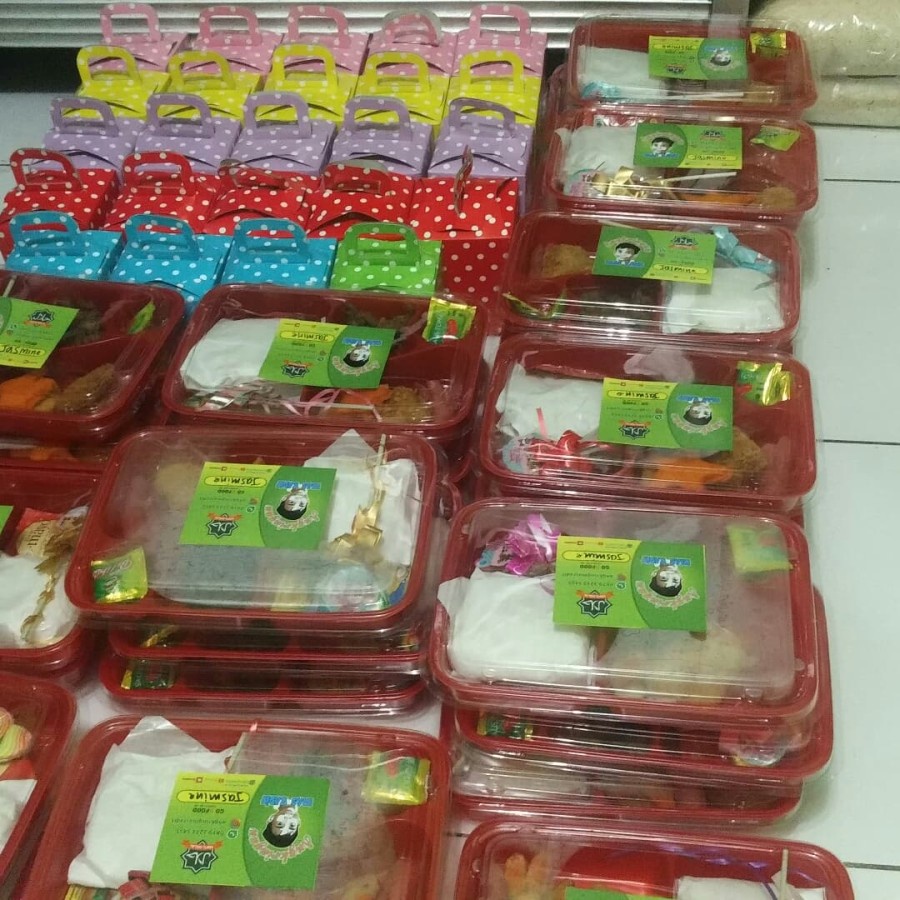 

Paket Bento Ultah / Angkringan Mas Radit / Khusus Gojek