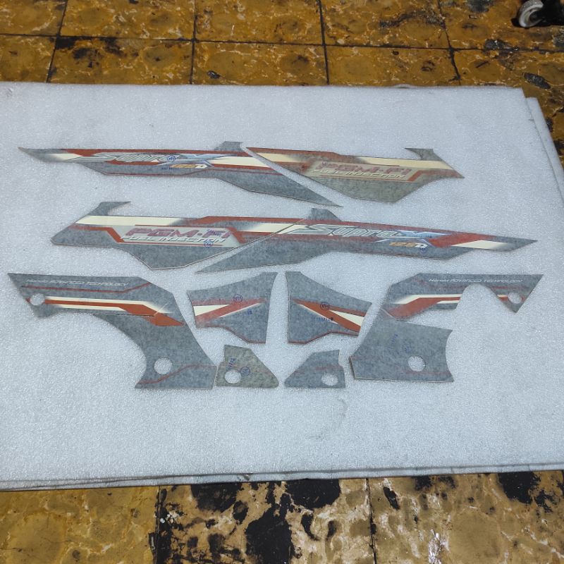 Stiker Stripping striping decal graphic Honda Supra X 125 D 125D PGM FI 2006 Ori original