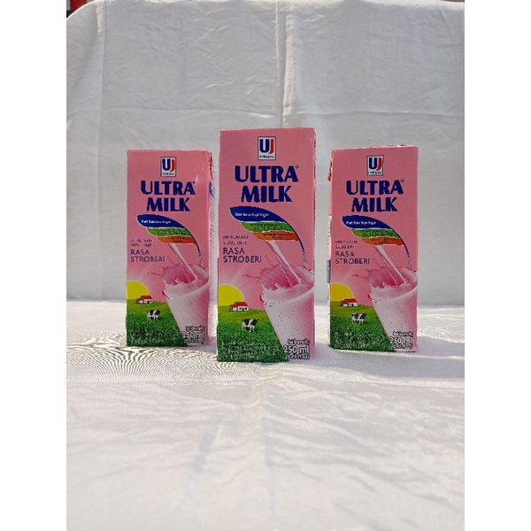 

Ultra Milk Stroberi Slim Pack 250 ML