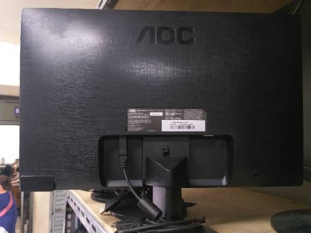 Monitor LED AOC 16 inci widescreen