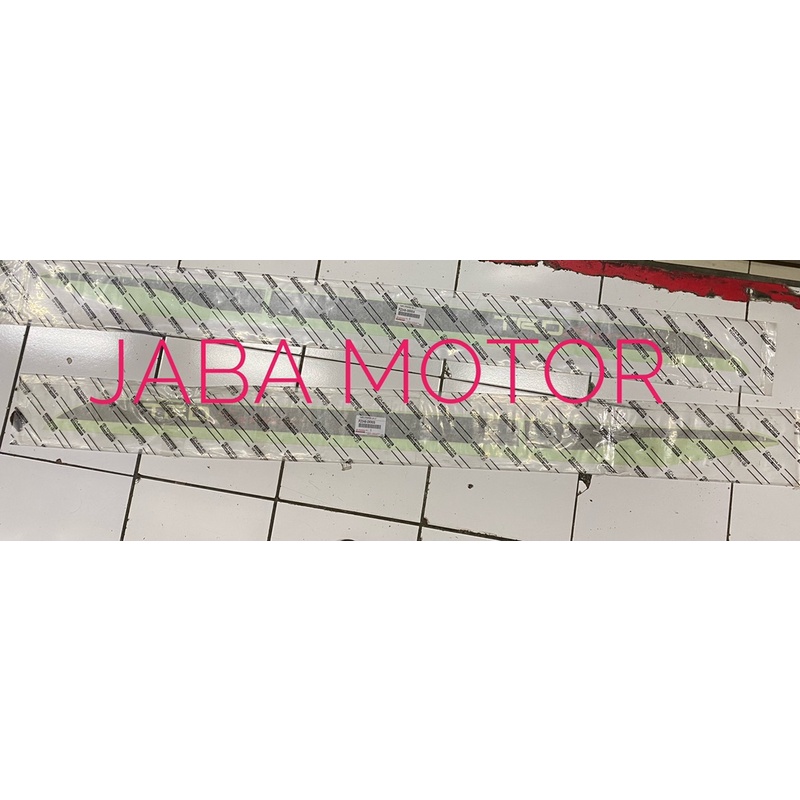 Stiker TRD Sportivo Fortuner 2012-2015 original set kiri kanan