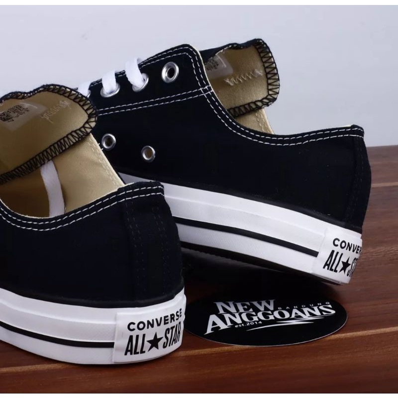 sepatu alltar terlaris serba guna. warna hitam putih