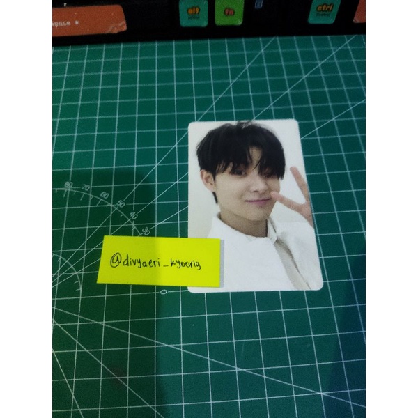 wts photocard jihoon treasure | pc jihoon selca blue ver tss