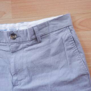  Celana  Pendek Pria  Old Navy Ultimate Slim Light  Grey  