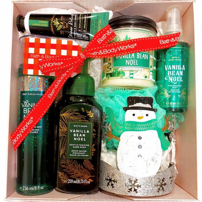 

CHRISTMAS NEW YEAR BBW GIFT SET HAMPERS PAKET NATAL TAHUN BARU 3/50 DGFXG6563