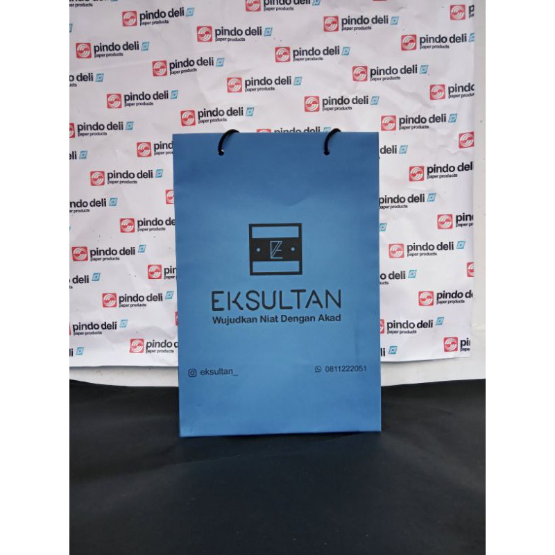 

paperbag biru 20x10x24
