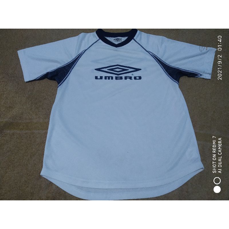 kaos umbro preloved
