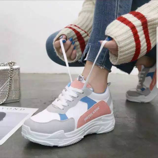 SNEAKERS<br /> UL02