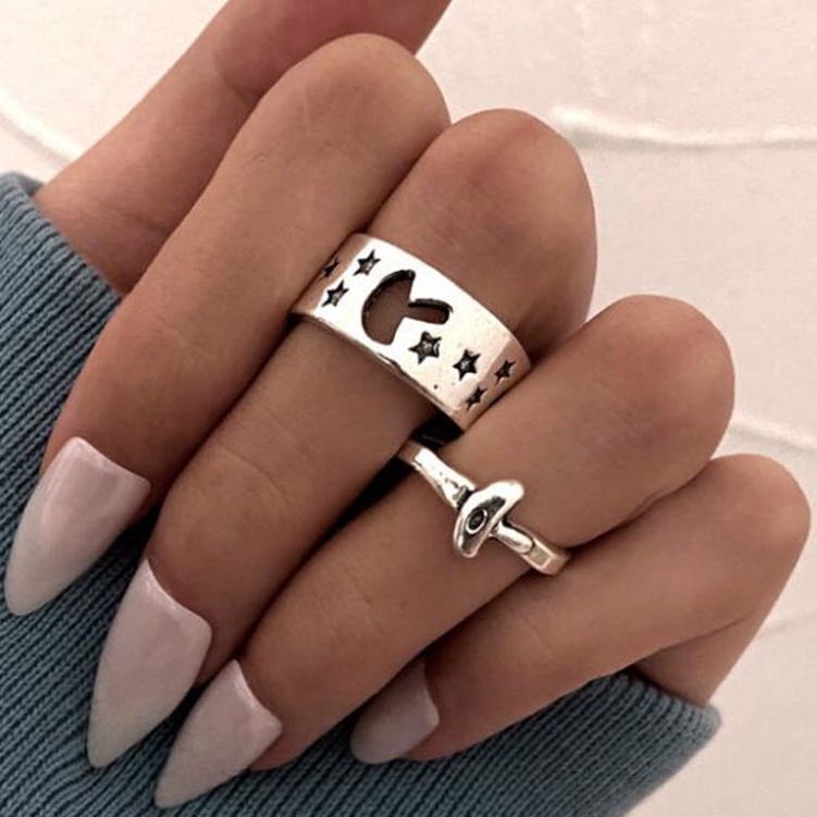 2pcs / Set Cincin Lapis Silver Desain Geometri Bintang Jamur Gaya Punk / Eropa / Vintage / Unik Untuk Pasangan