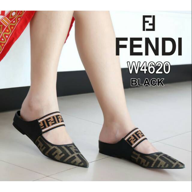 Sandal Fendi W4620