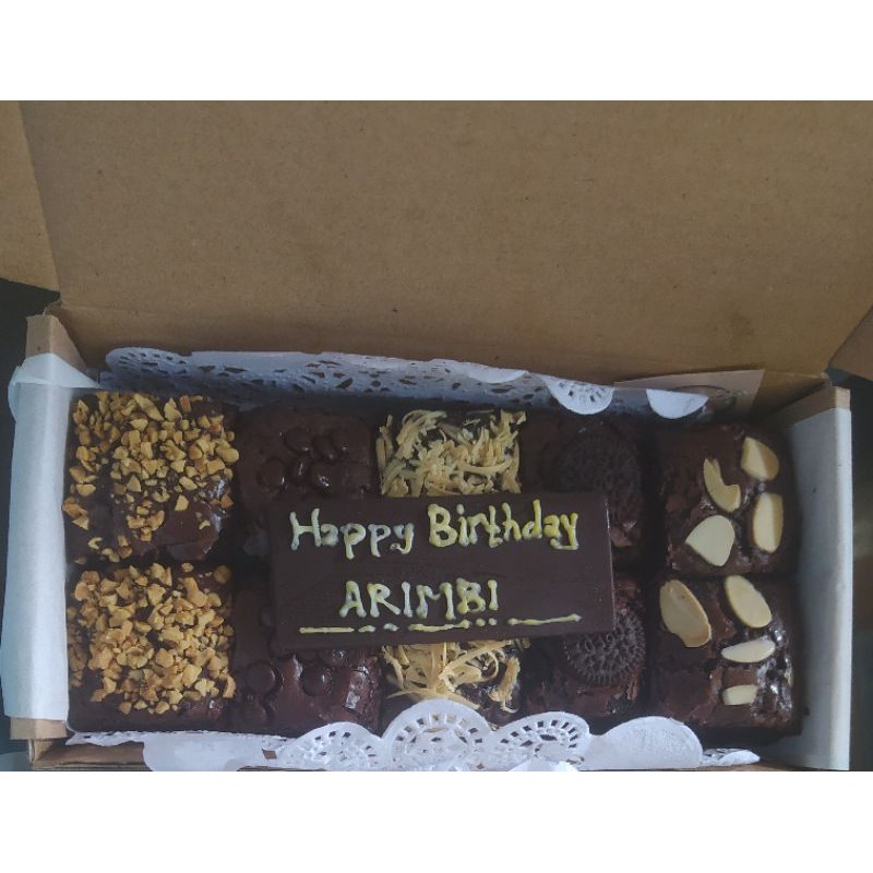 

Brownies Panggang / Gift Brownies / Hampers Brownies
