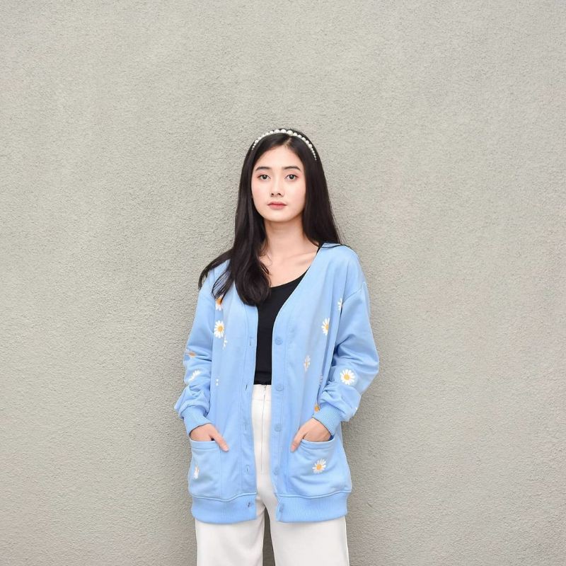 Sweater Wanita Little Daisy Flower Outer Wanita Model Kancing Terbaru Fleece Hot Item Best Seller-Biru Pastel