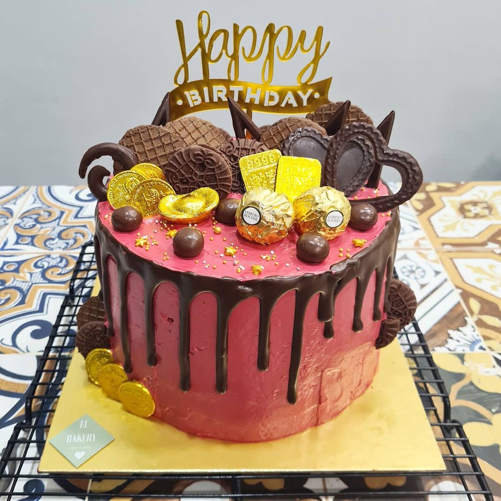 

4 Layer Lapis Surabaya 20cm Chocolate Candy Kue Ulang Tahun / Birthday Cake EL Bakery
